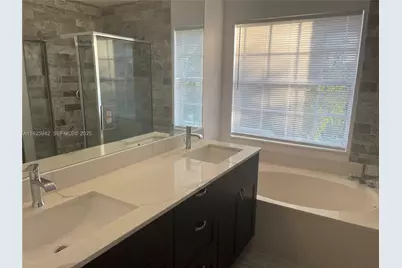 10739 Oak Bend Way, Wellington, FL 33414 - Photo 14