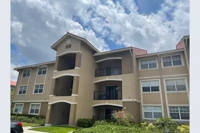 220 SW 116th Ave #15201, Pembroke Pines, FL 33025 - Photo 1