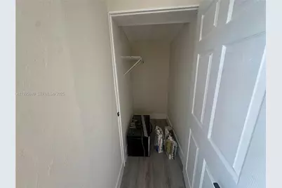 659 E 19th St #659, Hialeah, FL 33013 - Photo 20