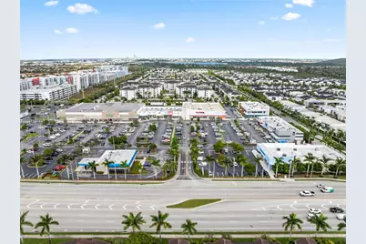 6933 NW 104th Ct, Doral, FL 33178 - Photo 12
