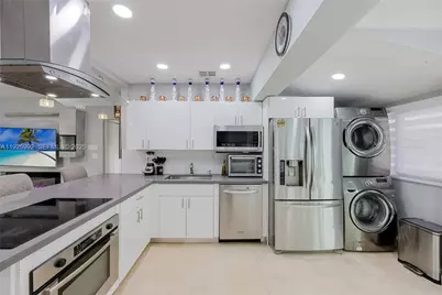 [Address not provided], Hollywood, FL 33020 - Photo 2