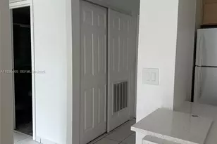 210 172nd St, Sunny Isles Beach, FL 33160 - Photo 4