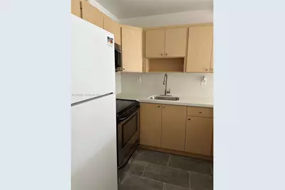 210 172nd St #542, Sunny Isles Beach, FL 33160 - Photo 6