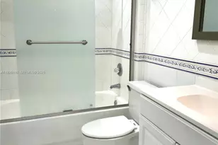 1666 West Ave, Miami Beach, FL 33139 - Photo 16