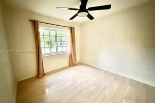 12995 NE 5th Ave, North Miami, FL 33161 - Photo 18