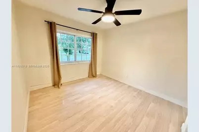 12995 NE 5th Ave, North Miami, FL 33161 - Photo 20