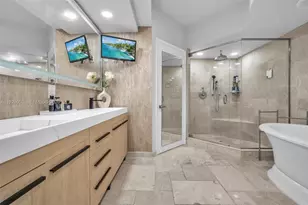 333 Las Olas Way, Fort Lauderdale, FL 33301 - Photo 24