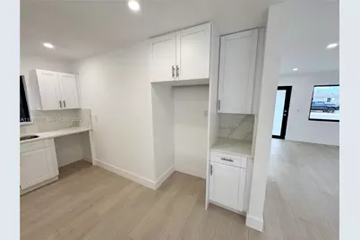 15300 NW 32nd Ave, Miami Gardens, FL 33054 - Photo 20