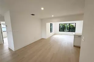 15300 NW 32nd Ave, Miami Gardens, FL 33054 - Photo 10