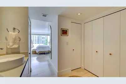 177 Ocean Lane Dr #707, Key Biscayne, FL 33149 - Photo 24