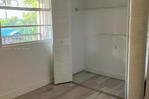 1237 SW 46th Ave, Pompano Beach, FL 33069 - Photo 6