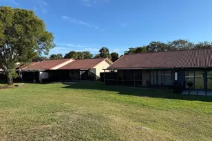 16233 Laurel Dr, Weston, FL 33326 - Photo 32