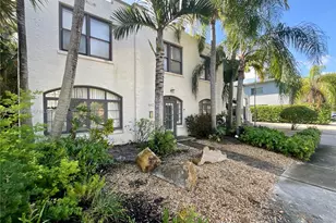 1612 NE 2nd Ct, Fort Lauderdale, FL 33301 - Photo 2