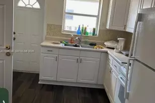 1843 Wiley St, Hollywood, FL 33020 - Photo 2