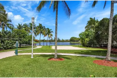 [Address not provided], Pembroke Pines, FL 33028 - Photo 58
