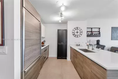 1100 S Miami Ave #2302, Miami, FL 33130 - Photo 12