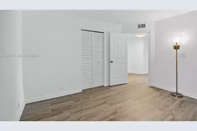 9703 N New River Canal Rd #103, Plantation, FL 33324 - Photo 14