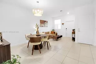 2873 SE 24th Ave, Homestead, FL 33035 - Photo 4