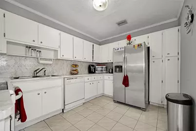 7420 SW 31st St, Miami, FL 33155 - Photo 12