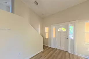 27347 SW 117th Pl, Homestead, FL 33032 - Photo 2