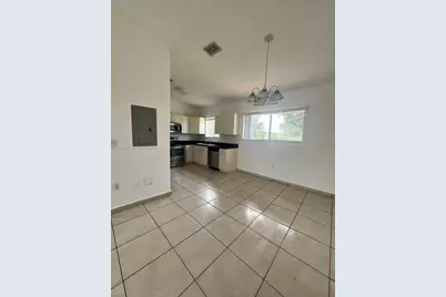 7281 NW 174th Ter #204, Hialeah, FL 33015 - Photo 2