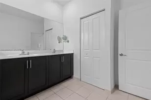 2652 SE 13th St, Homestead, FL 33035 - Photo 8