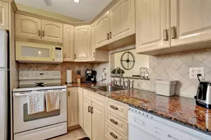 4806 NW 36th St, Lauderdale Lakes, FL 33319 - Photo 4