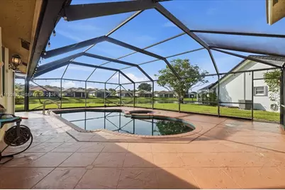 8213 Cassia Ter, Tamarac, FL 33321 - Photo 20