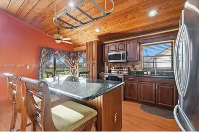 8213 Cassia Ter, Tamarac, FL 33321 - Photo 12