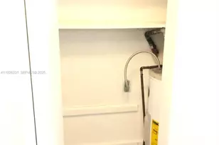 8340 Crespi Blvd, Miami Beach, FL 33141 - Photo 20