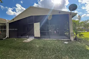 15749 NE Woodgate Ct, Sunrise, FL 33326 - Photo 4