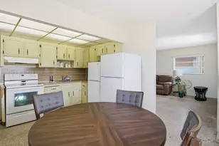 10551 SW 27th St, Miami, FL 33165 - Photo 14