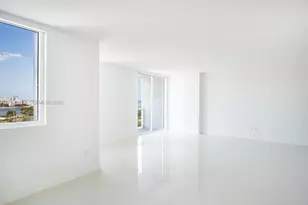244 Biscayne Blvd, Miami, FL 33132 - Photo 2