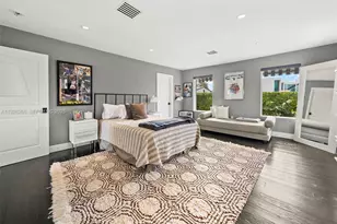 2729 N Bay Rd, Miami Beach, FL 33140 - Photo 28