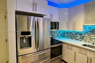 7441 Wayne Ave, Miami Beach, FL 33141 - Photo 2