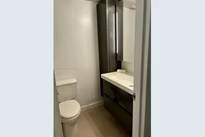 7441 Wayne Ave #1R, Miami Beach, FL 33141 - Photo 8