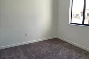 20679 NE 7th Pl, Miami, FL 33179 - Photo 12