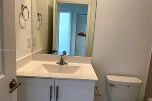 20679 NE 7th Pl, Miami, FL 33179 - Photo 14