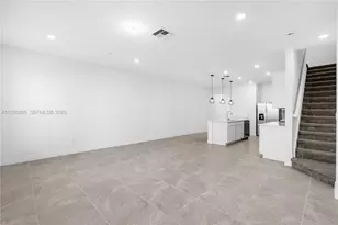 8356 NW 7th Pl, Plantation, FL 33324 - Photo 10