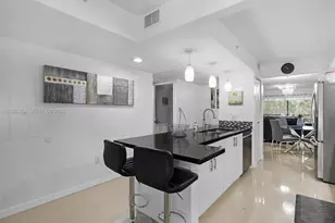 900 SW 142nd Ave, Pembroke Pines, FL 33027 - Photo 1