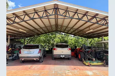 20401 SW 184th St, Miami, FL 33187 - Photo 4