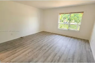 2420 NW 33rd St #1011, Oakland Park, FL 33309 - Photo 14