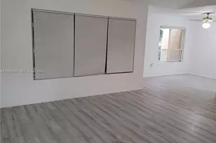 2420 NW 33rd St, Oakland Park, FL 33309 - Photo 6