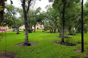 2420 NW 33rd St, Oakland Park, FL 33309 - Photo 18