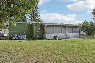 16440 NW 23rd Ct, Miami Gardens, FL 33054 - Photo 22