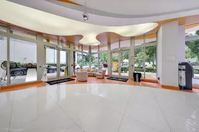 31 SE 6th St #2506, Miami, FL 33131 - Photo 16