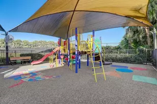 120 Villa Nueva Pl, Palm Beach Gardens, FL 33418 - Photo 50