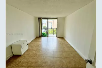 801 Three Islands Blvd #417, Hallandale Beach, FL 33009 - Photo 4