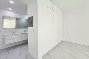 3505 S Ocean Dr, Hollywood, FL 33019 - Photo 16