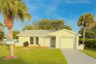 356 18th Ave, Vero Beach, FL 32962 - Photo 1